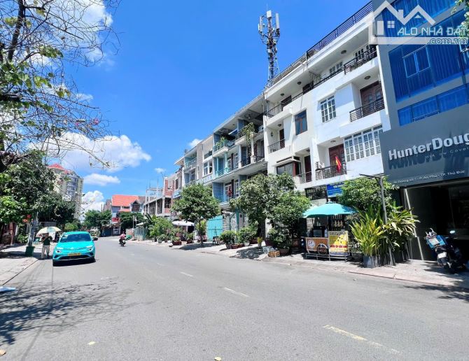 Nhà 1TRỆT/3LẦU - MT đường số 7 ngay Song Hành, An Phú - An Khánh Q2. DT 5x20. Giá 29 tỷ TL