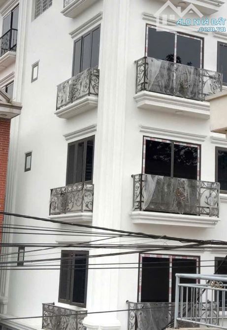 Bán nhà Đại Cát, Bắc Từ Liêm, lô góc, thoáng 2 mặt, ô tô đỗ cửa, 57m2 5 tầng chỉ 6 tỷ