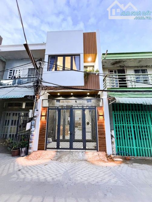 nhà 1 trệt 1 lầu mới đẹp, full nội thất, hẻm liên tổ 1-2 đường nguyễn văn cừ