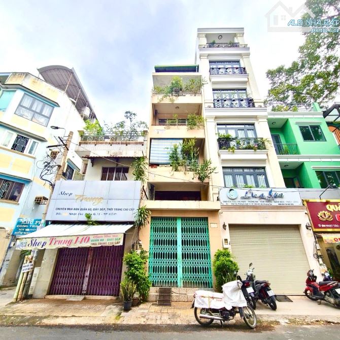Bán Nhà Mặt Tiền Siêu Đẹp, Nhật Tảo Quận 10, DT: 4.5m*15m, KC 6 Tầng,Thang Máy, Giá 2X Tỷ