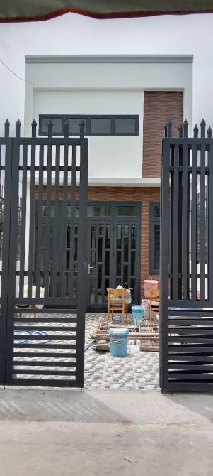 Bán nhà mới xây ngay trường tiểu học Bình Hòa và KDL Bửu Long