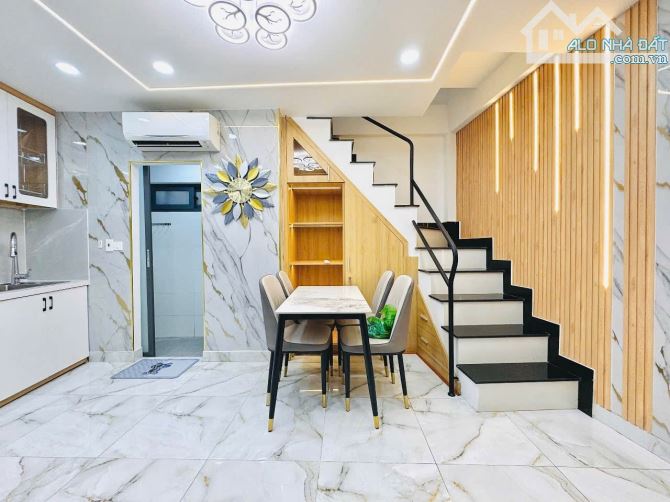 Nhà mới Phan Đăng Lưu Phường 5, Q.Phú Nhuận giá nhỉnh 3 tỷ