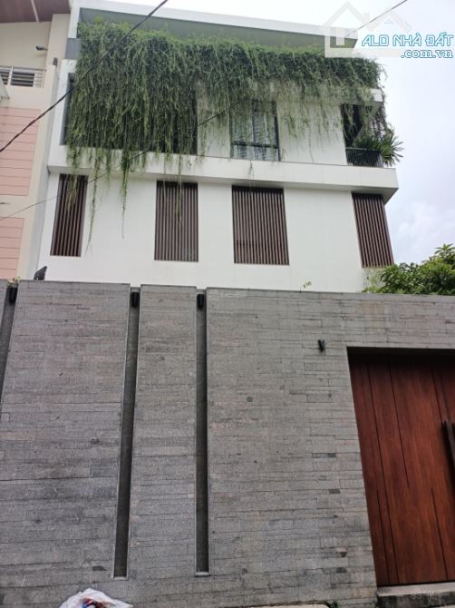 Mặt tiền Núi Thành - Ấp Bắc, Tân Bình. DT: 6.5x13m, 3 tầng, giá bán 16.8 tỷ