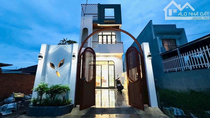 NHÀ VƯỜN MẶT TIỀN ĐƯỜNG CHIẾN LƯỢC 173M2 GẦN KHU ĐÔ THỊ 5 SAO