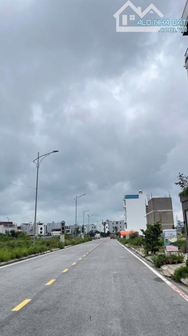 🏡 siêu lô đất rộng hiếm có tại đồng bồ – hải an –   📐 diện tích: 345,6m²   🧭 hướng: tây