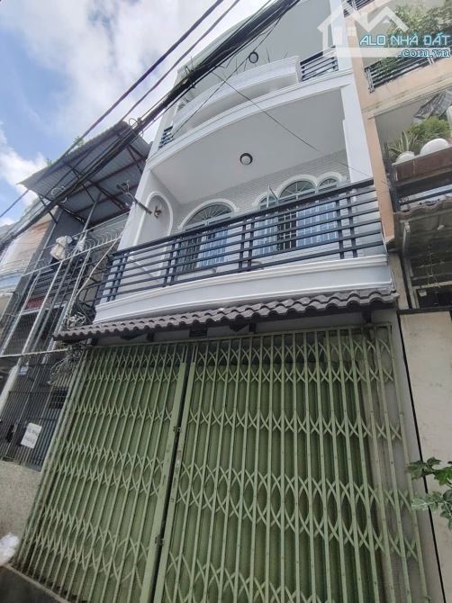 Hàng nóng Tân Phú, đường Hồ Đắc Di, 20m ra hẻm xe hơi, 3 tầng, sổ vuông vức