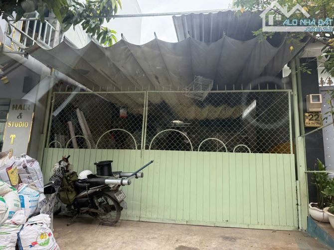 Đất Trống 5x31,5m Đường lê thị chợ Phường Phú Thuận Q7