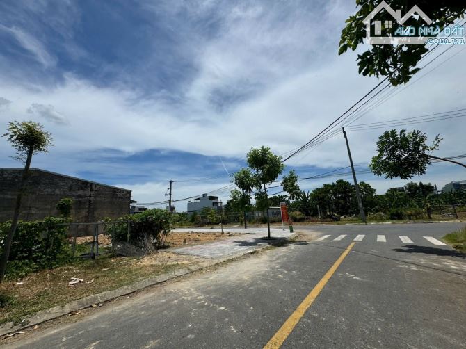Bán lô góc 2 MT 7m5 Huỳnh Xuân Nhị và Kiều Sơn Đen- Hoà Xuân