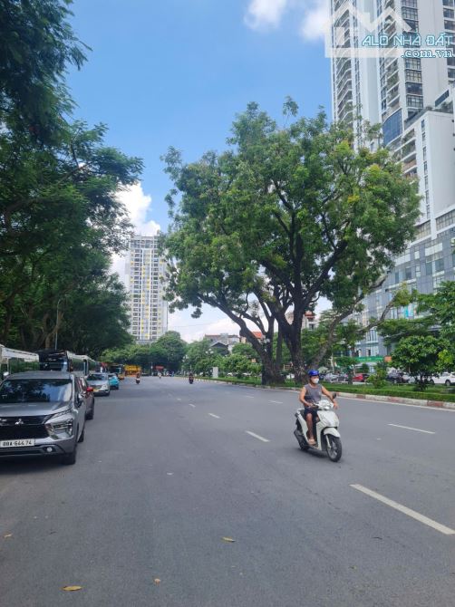 CHỈ VỚI 19.5 Tỷ SỞ HỮU CĂN LIỀN KỀ 83m2-ĐƯỜNG NGUYỄN KHUYẾN,VĂN QUÁN, HÀ ĐÔNG-DÒNG TIỀN 50