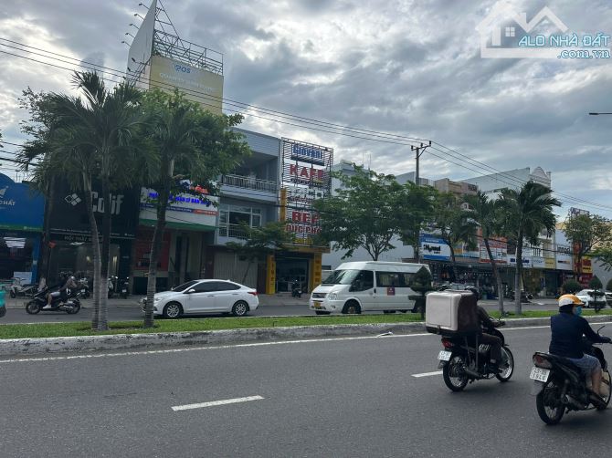 Bán đất đường 2 làn Nguyễn Hữu Thọ. Dt 125m2 ngang 5m sát Phan Đăng Lưu, Tố Hữu vị trí đẹ