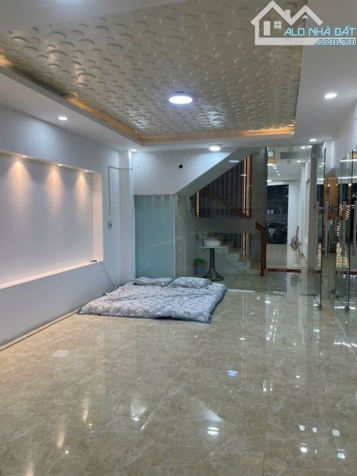 NHÀ 2 TẦNG MẶT TIỀN LÊ ĐẠI HÀNH, ĐƯỜNG LỚN 33M, KD ĐA NGÀNH NGHỀ CHỈ NHỈNH 8 TỶ