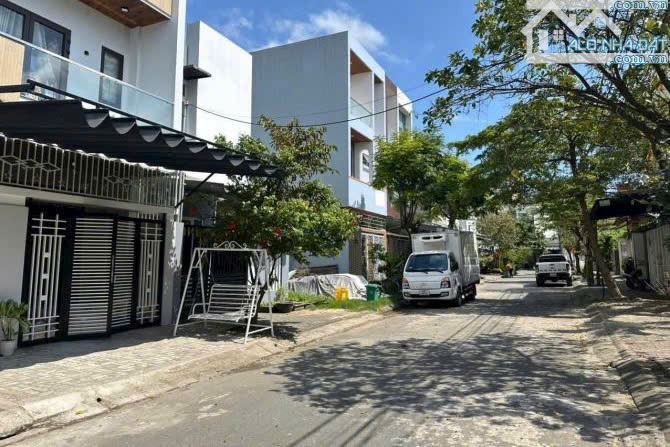 🏩 Bán đất tặng dãy trọ mt đường Hòa Minh 14, 70m2, 4.x tỷ tl