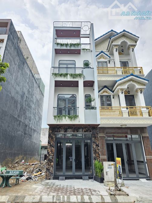 Bán nhà Hoàn Công 1 trệt 2 lầu MT kinh doanh KDC Hiện Hữu, Tp Thuận An