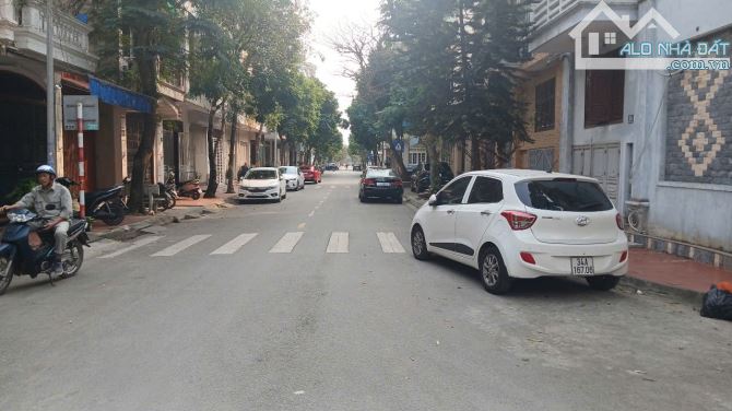 Bán đất lô góc phố thiện khánh cực đẹp , tp hải dương