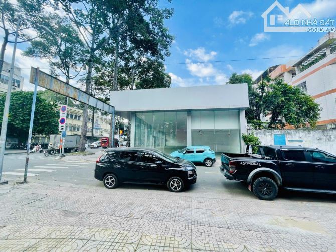 Siêu phẩm góc 2 MT đường lớn 30M Lý Thường Kiệt, Phường 12, Q5 Ngang 30m x 24m bán 320 tỷ