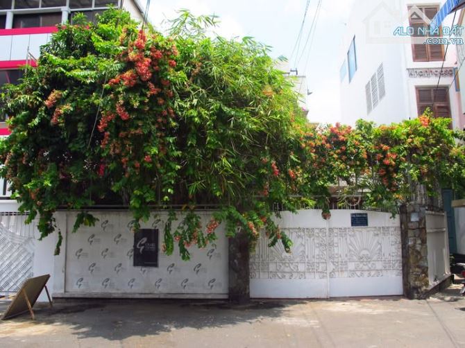 CHO THUÊ BIỆT THỰ 27i TRẦN NHẬT DUẬT Q1, DIỆN TÍCH: 12x20M, TRỆT 1 LẦU, GIÁ 120 TRIỆU