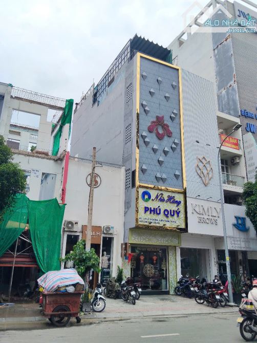 Bán MT Lê Thị Riêng, Phường Bến Thành, Quận 1, DT(4x15 - 6 tầng), HĐT: 70tr/th - 36 Tỷ