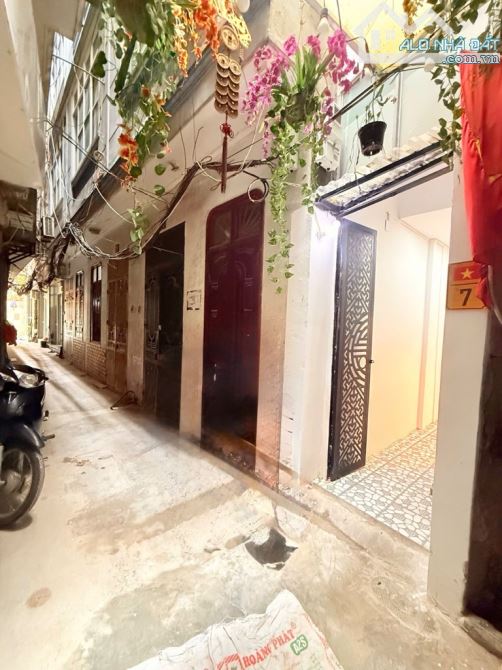 NHÀ XINH 4 TẦNG – 20MV - TRUNG TÂM ĐỐNG ĐA – NGÕ NÔNG GẦN PHỐ – GIÁ NHỈNH 4 TỶ