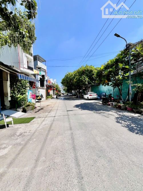 🎉🎉🎉BÁN ĐẤT TẶNG NHÀ GÁC LỬNG- MT MẸ NHU