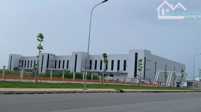 cho thuê nhà xưởng kcn Long Hậu 49.000 giá 4.8 usd/m2