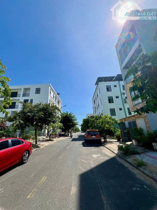 Chào bán Cặp đất ĐẤT ĐẸP - TRẦN MINH TÔNG diện tích 210m2, ngang 10m, giá 14,2 tỷ