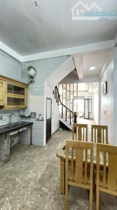 BÁN NHÀ MẶT PHỐ HỒNG TIẾN, LONG BIÊN, 41M2, 14,99 TỶ