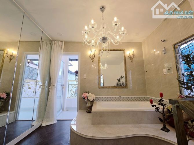 HIẾM CƯ XÁ ĐÔ THÀNH 5 TẦNG, 4PN, CHỈ 4.5 TỶ HẺM 4M THÔNG