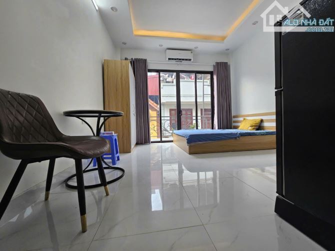 Cho thuê phòng ở Trần Duy Hưng gần 30m2 khép kín – ban công rộng - ảnh thực tế