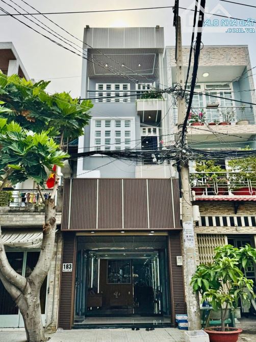 Bán nhà MT đường số 4 f16 3 lầu nhà mới