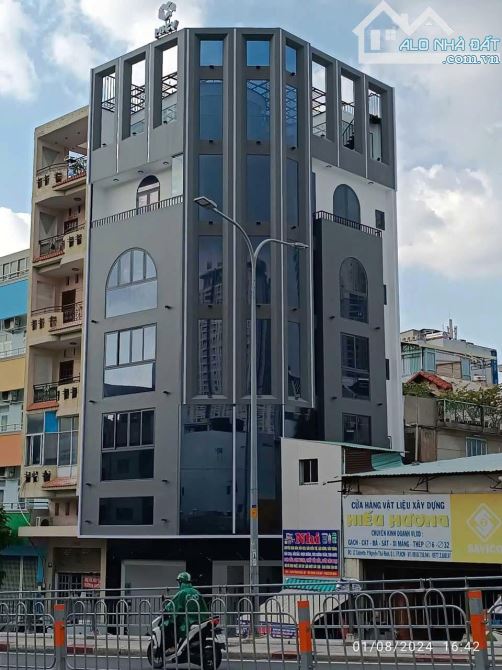 Siêu dòng tiền! 2MT Calmette, Bến Thành, Q.1, 8x10m, 7 Tầng - HĐT: 100 triệu, giá 33 tỷ
