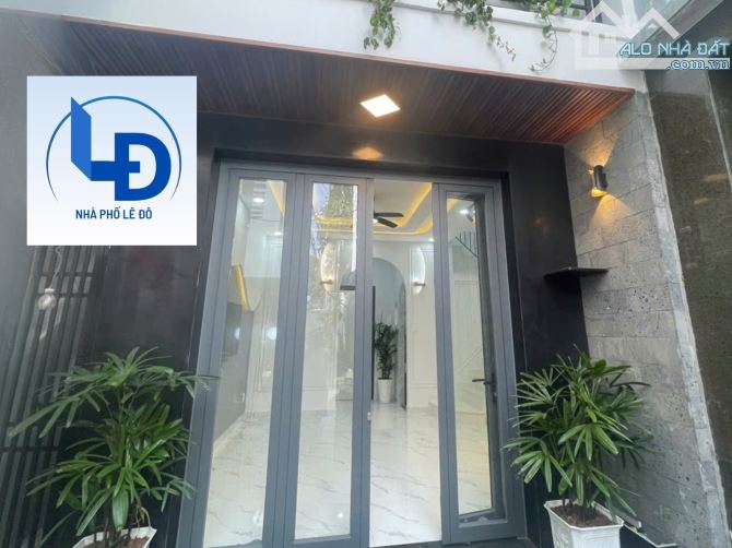 Bán nhà ngang 5.3m – Hoàn công đủ– Công chứng ngay.Gíá tốt Khu vực Q11