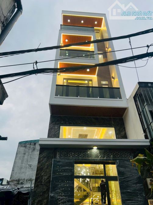 Nhà đẹp đang xây sắp hoàn thiện Hương Lộ 2 Bình Tân