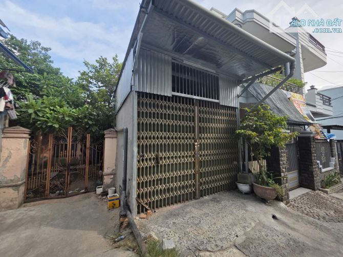 Bán nhà kho 63,2m² – hẻm ô tô Lê Hồng Phong – P. Phước Long, Nam Nha Trang