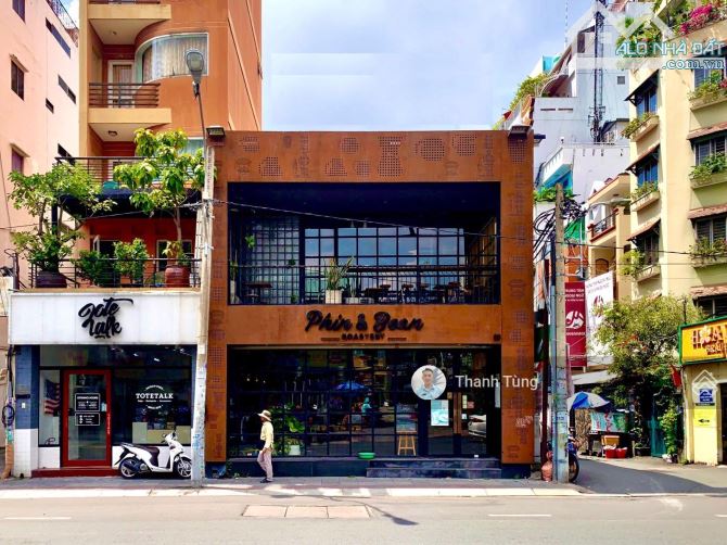chủ bán nhà Nguyễn Thị Minh Khai, Bến Thành, Q1. DT: 260m2 (10x26m) - 7 tầng. 39 tỷ
