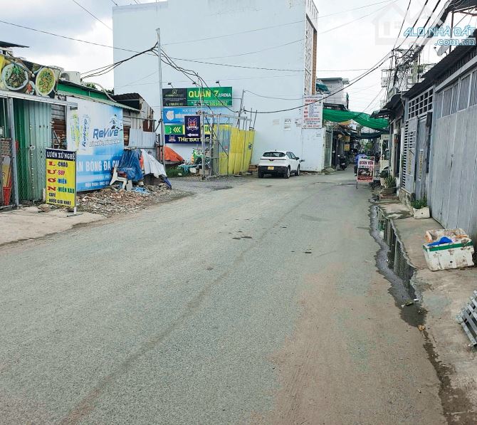 Bán 2 lô đất liền kề tạo thành lô góc 168m2 (Ngang 12.4m), hẻm xe hơi Quận 7, giá 6.x tỷ.