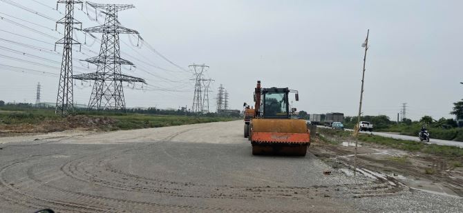 2,4 ty BÁN LÔ ĐẤT , MT 5,2m , DT 75m2, gần kcn đại đồng ĐƯỜNG Ô TÔ 🚘 ĐÁNH VÕNG