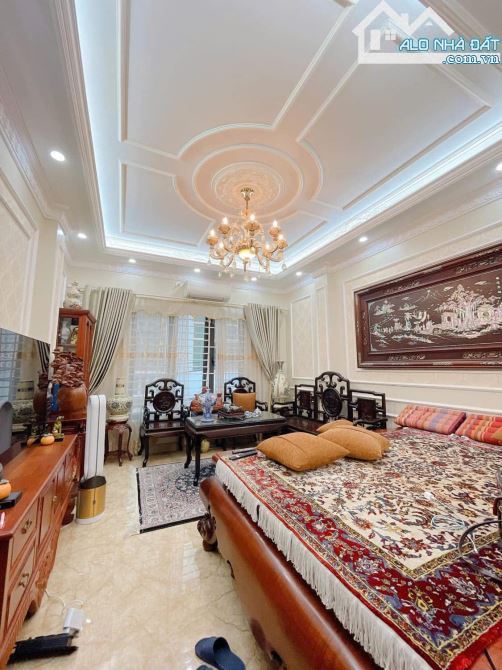 BÁN NHÀ HOÀNG QUỐC VIỆT, PHÂN LÔ, ÔTÔ TRÁNH, KINH DOANH ĐỈNH, DT 48M2, 5 TẦNG CHỈ 16 TỶ