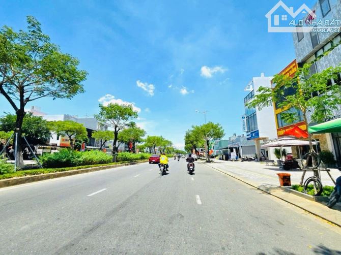 BÁN NHÀ SÁT SÔNG TRƯƠNG QUANG ĐƯỢC ĐƯỜNG 10,5M HÒA XUÂN ĐIỆN ÂM, SẠCH ĐẸP CHO THUÊ 14,5 TR