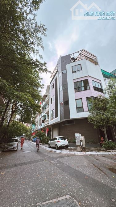 BÁN NHÀ PHÂN LÔ VIP 23 TỶ 65m 5 TẦNG MT 4,5m VỈA HÈ Ô TÔ TRÁNH KINH DOANH XUÂN LA TÂY HỒ