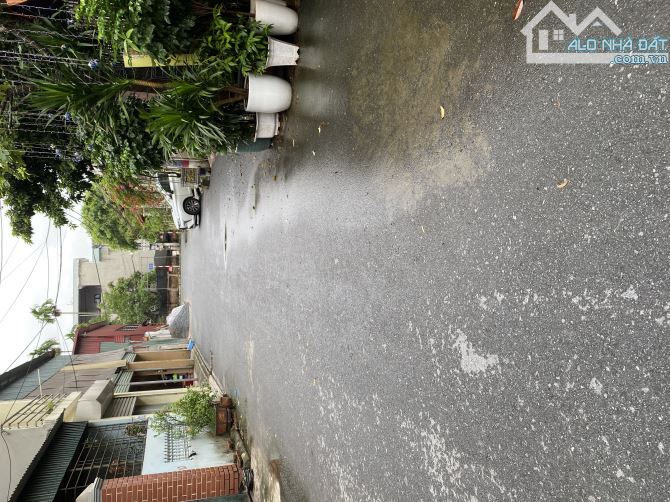 Vô cùng hiếm, bán đất Kim Sơn Gia Lâm, 40m - ô tô vào đất- nhỉnh 2 tỷ.