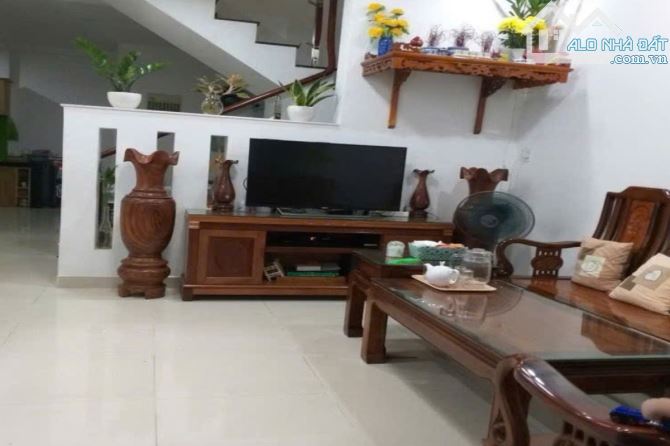 Bán nhà hẻm xe hơi, Đường Số 48, Thủ Đức, 64.8 m² (4m x 16m) - Giá 5 tỷ TL