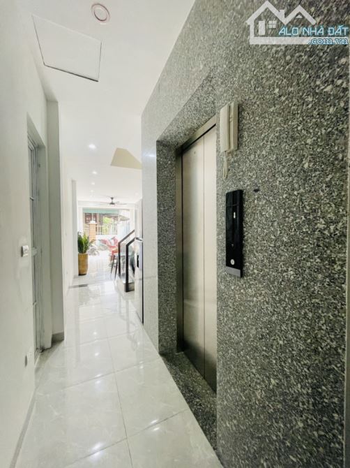 NHÀ MỚI ĐẸP 5 tầng THANG MÁY FULL NỘI THẤT - GARA Ô TÔ - 3 THOÁNG 46m2  🌻giá chào 10.5 tỷ