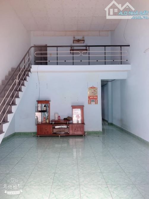 chủ cần bán nhà cấp 4 gác lửng đường Nại Hiên Đông 15
