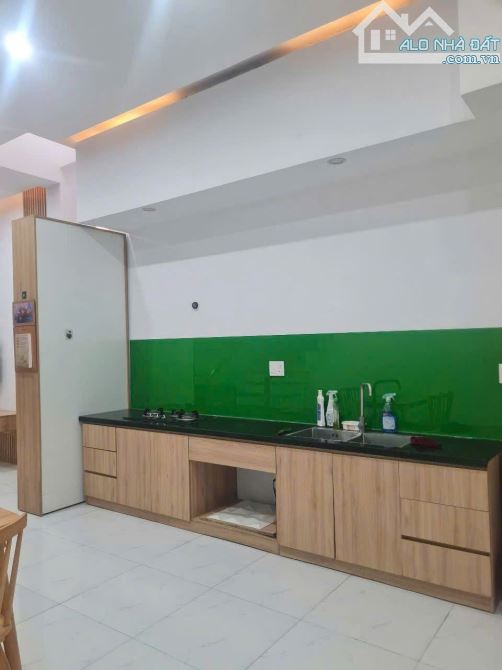 Cần chuyển nhượng lại căn nhà 2 tầng siêu đẹp cho gia đình đủ duyên tại Nam Cẩm Lệ