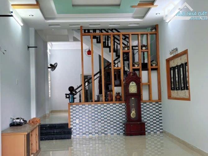 NHÀ MÊ MẶT TIỀN KINH DOANH ĐƯỜNG NGUYỄN TRÃI, GIÁ 5.5 TỶ
