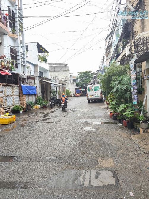 Nguyễn Hới bình tân 275m2 3 tầng giá chỉ 27 tỷ