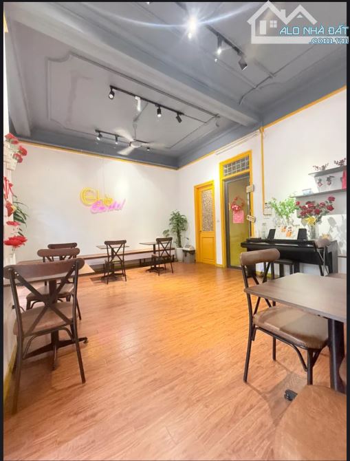 BÁN NHÀ MẶT PHỐ NGHĨA ĐÔ- QUẬN CẦU GIẤY, DT 85M2, MT LỚN 6.5M GIÁ THƯƠNG LƯỢNG.