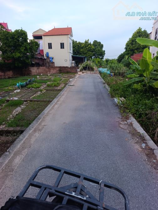 Bán đất Ngọc Động Đa Tốn - Ô tô đỗ cửa,hàng xóm Ocean Part 1 vô vàn tiện ích.