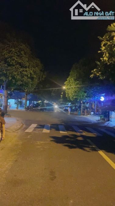 🎉🎉CHỦ CẦN BÁN DÃY TRỌ MẶT TIỀN PHAN VĂN ĐẠT – HÒA KHÁNH BẮC