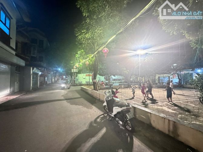 BÁN ĐẤT LÔ GÓC – PHÂN LÔ Ô TÔ VÒNG QUANH – TỰU LIỆT- HOÀNG LIỆT– 70M² – MẶT TIỀN 5M –